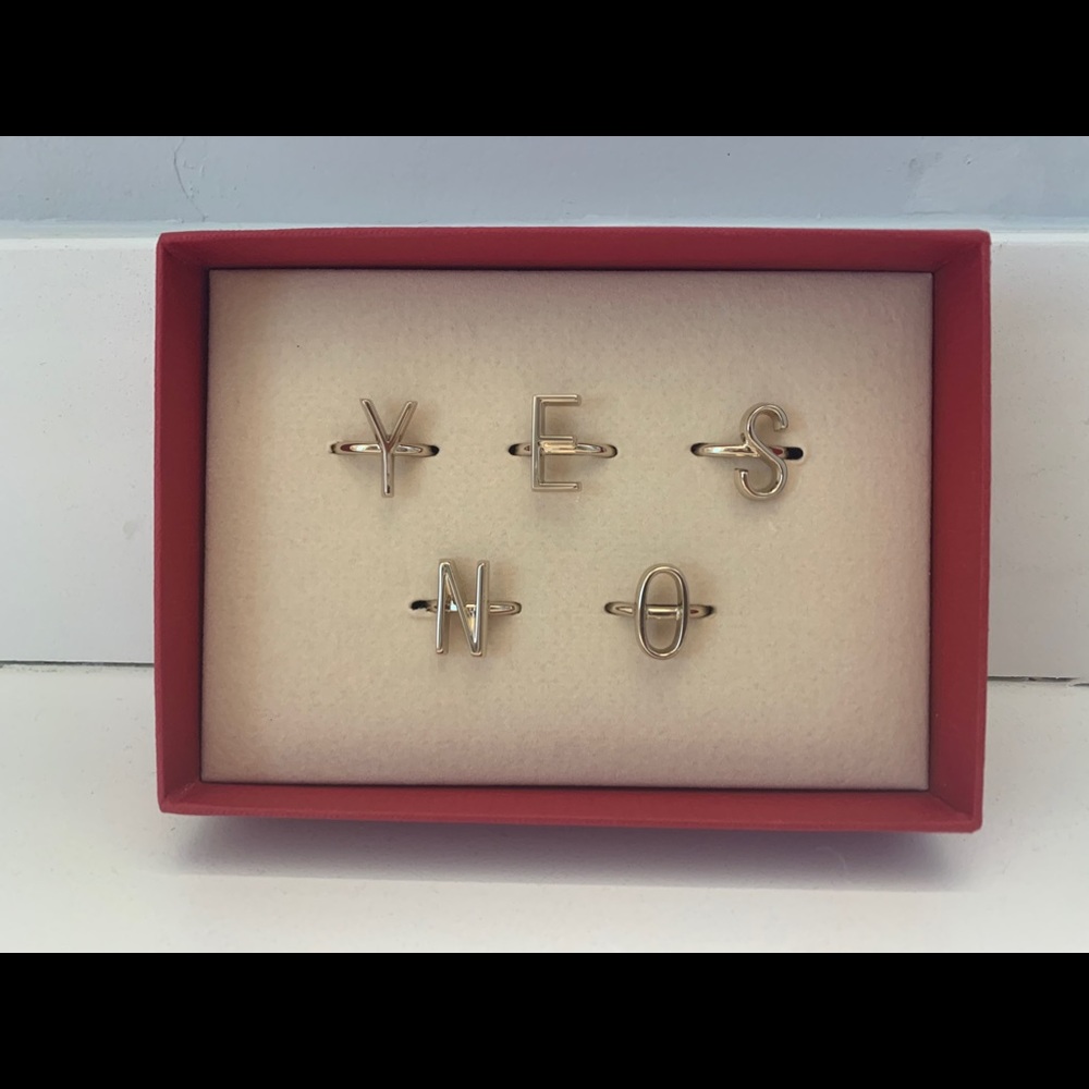 Valentino “Yes No” Ring Set